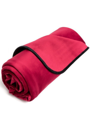 Fascinator Throw